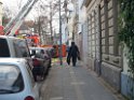 Einsatz Feuerwehr SEK Polizei Koeln Nippes Merheimerstr P086